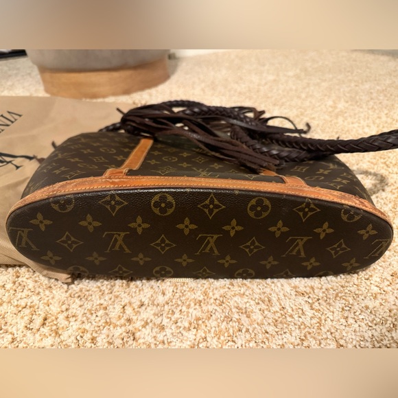 Louis Vuitton- Vintage Boho Bags - Picture 9 of 15